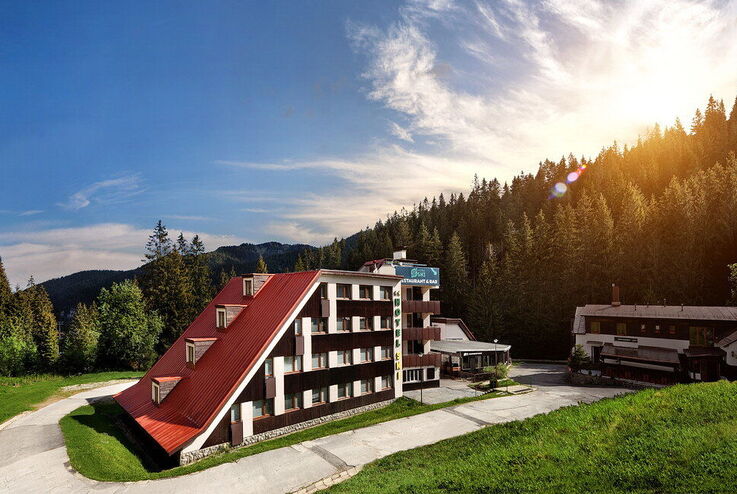 Hôtel Ski Záhradky & bungalovy**